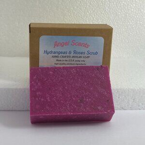 Hydrangeas & Roses Scrub Natural Bar Soap, single bar